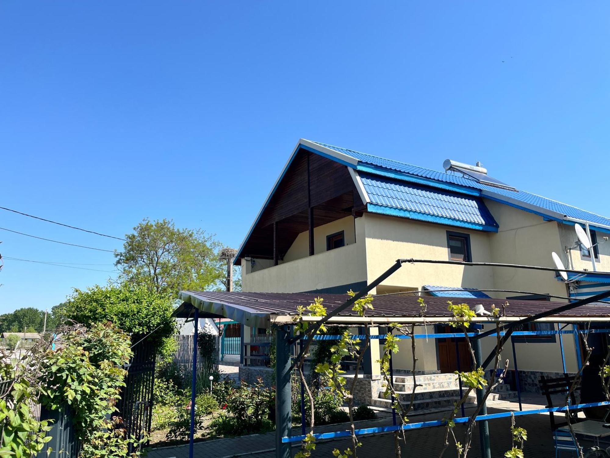 Casa Marcone Guest House Partizanii Exterior photo